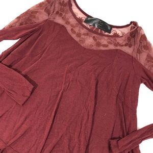 🦄Free People long sleeve blouse maroon lace XS